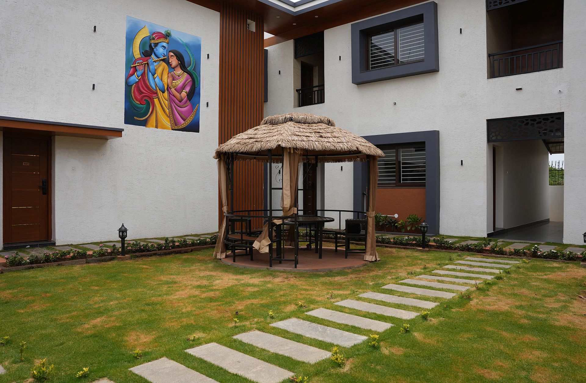 Relaxing spaces at Temple Town Stay